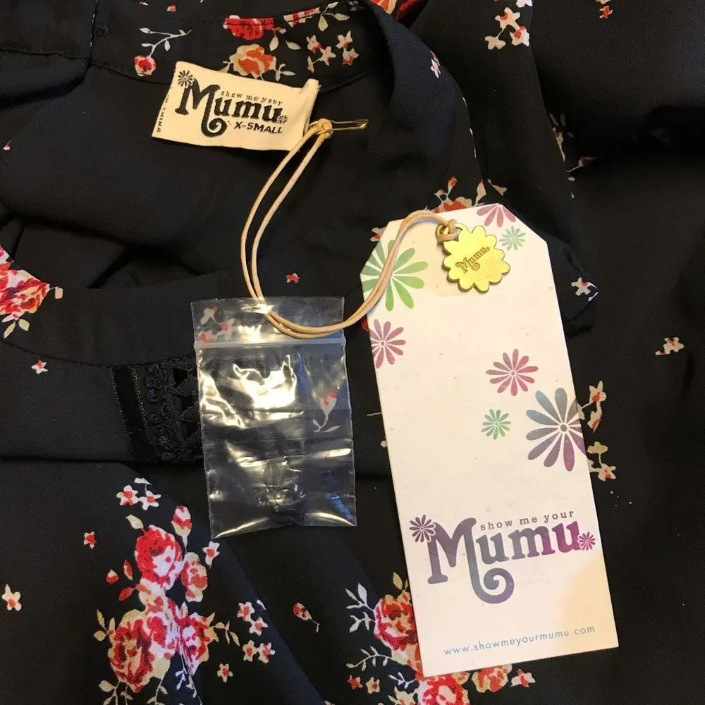 Show Me Your MuMu Lafayette Blouse XS NWT Black Red Cherry Blossom Bell Sleeve
